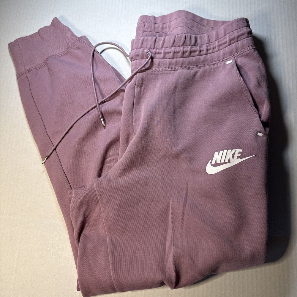 Nike Women’s Tech Fleece Joggers Mauve Med  White Zip Pocket Logo SOFT